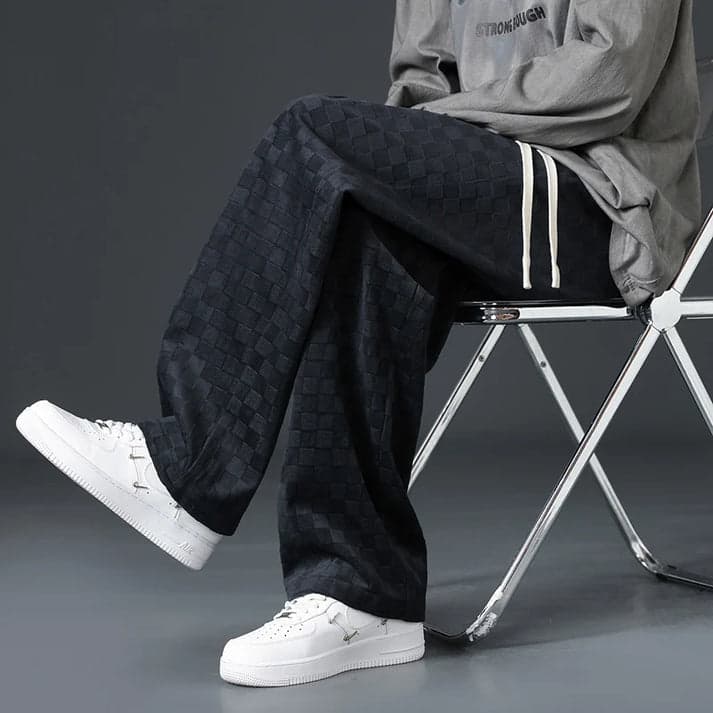 Julian | Stylish jogging trousers with checked pattern