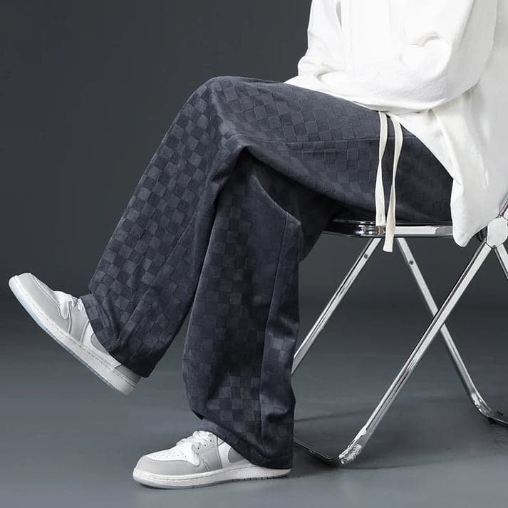 Julian | Stylish jogging trousers with checked pattern